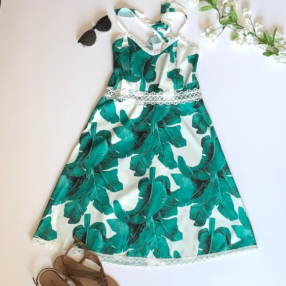 Tropical Palm Leaf Mini Dress - Picture 3 of 11